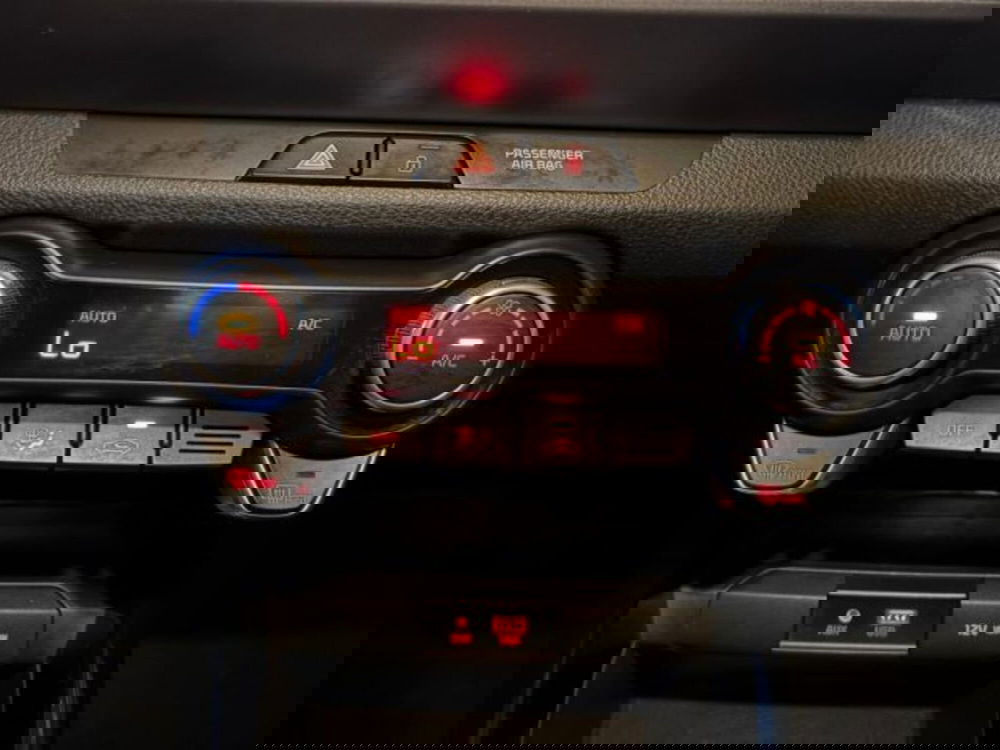 Kia Stonic usata a Sassari (10)