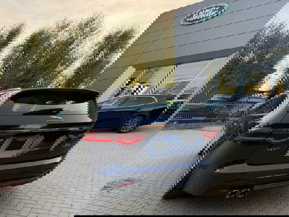Jaguar XF Sportbrake usata a Varese (3)