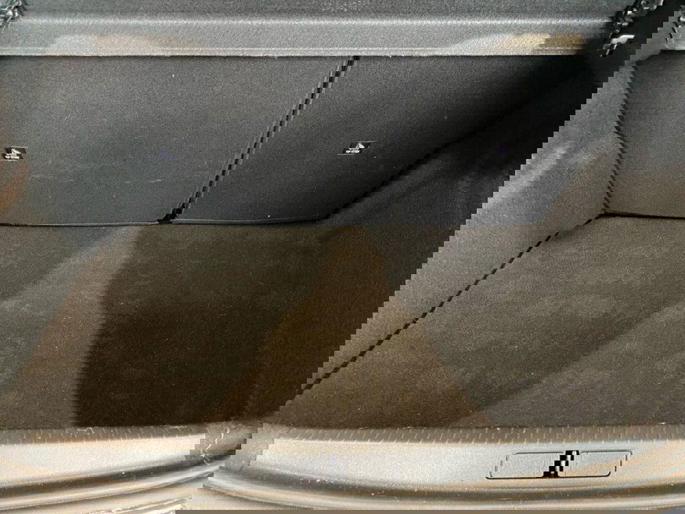 Peugeot 208 usata a Torino (9)