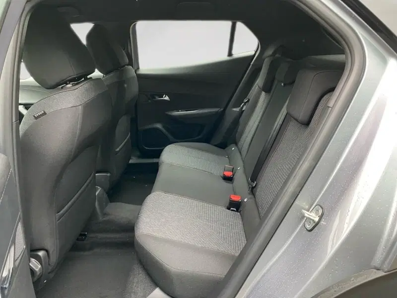 Peugeot 2008 nuova a Torino (8)