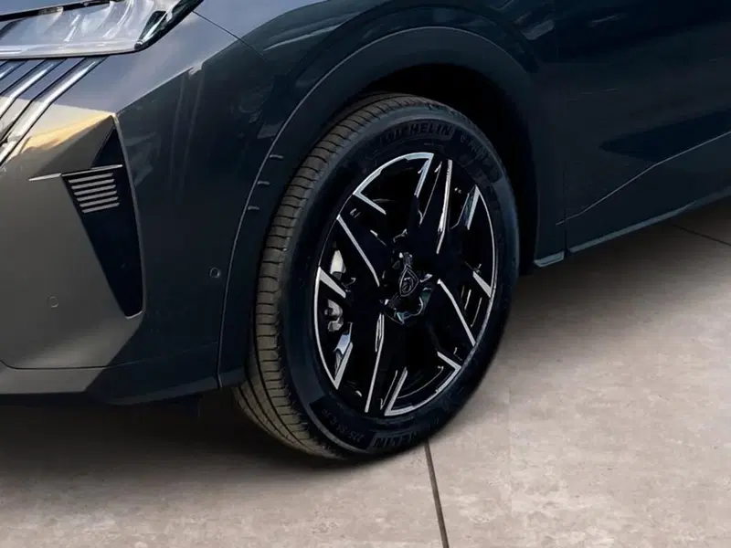 Peugeot 3008 nuova a Torino (15)