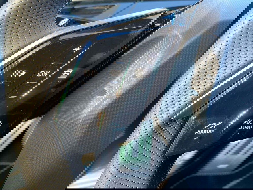 Peugeot 5008 nuova a Torino (12)