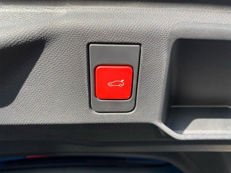 Peugeot 5008 nuova a Torino (14)