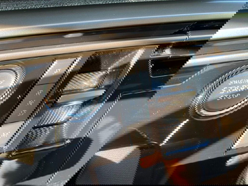 Peugeot 5008 nuova a Torino (11)