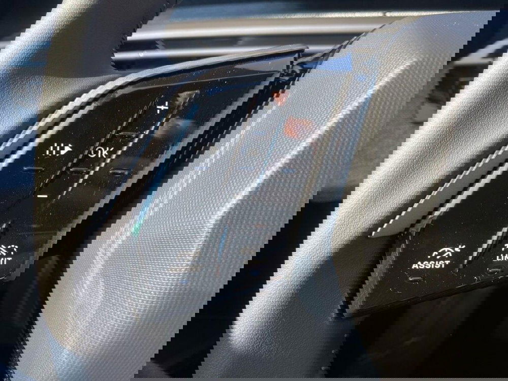 Peugeot 5008 nuova a Torino (12)