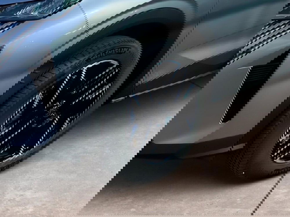 Peugeot 5008 nuova a Torino (15)