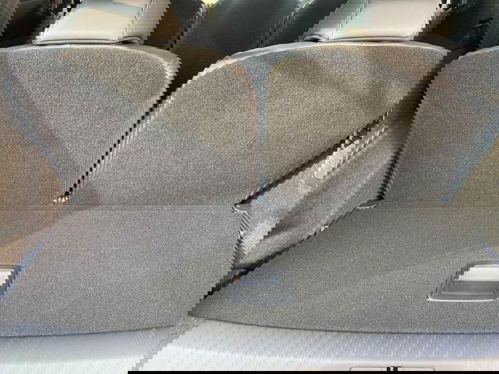 Peugeot 5008 nuova a Torino (9)