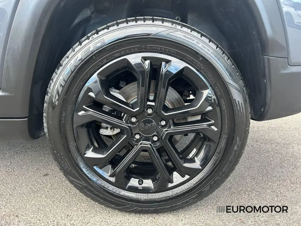 Jeep Compass usata a Bari (13)