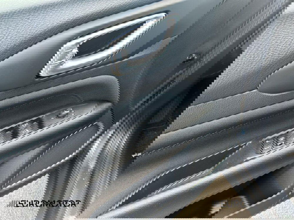 Jeep Compass usata a Bari (15)