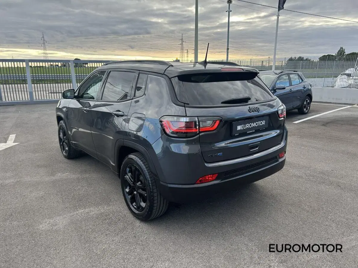 Jeep Compass usata a Bari (7)