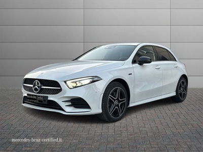 Mercedes-Benz Classe A 250 e Automatic EQ-Power Premium del 2021 usata a Manocalzati