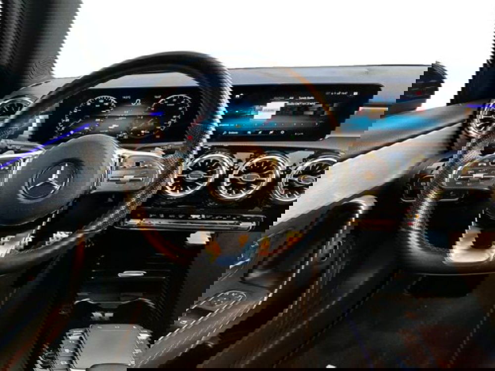 Mercedes-Benz Classe A usata a Avellino (11)