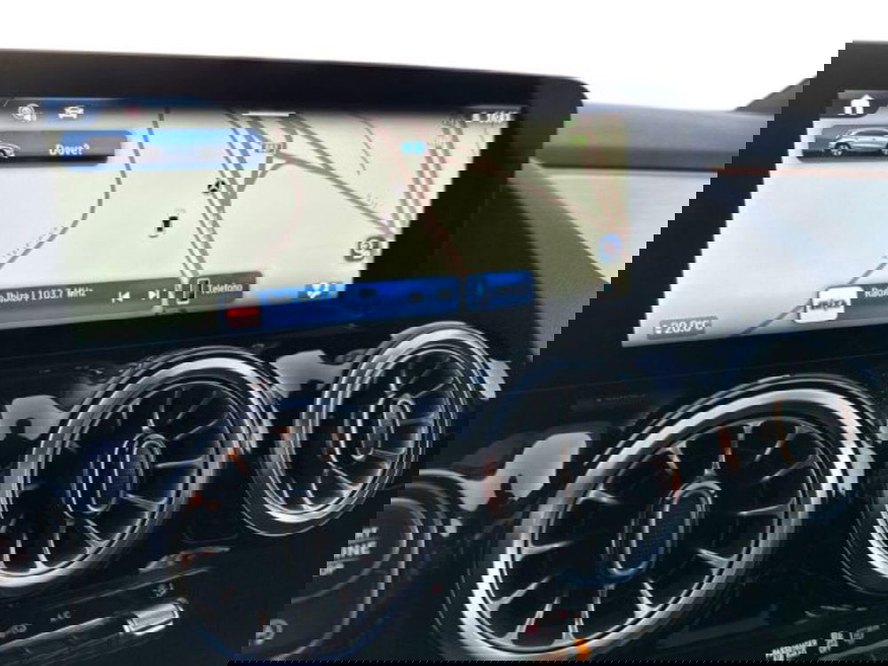 Mercedes-Benz GLA SUV usata a Avellino (12)