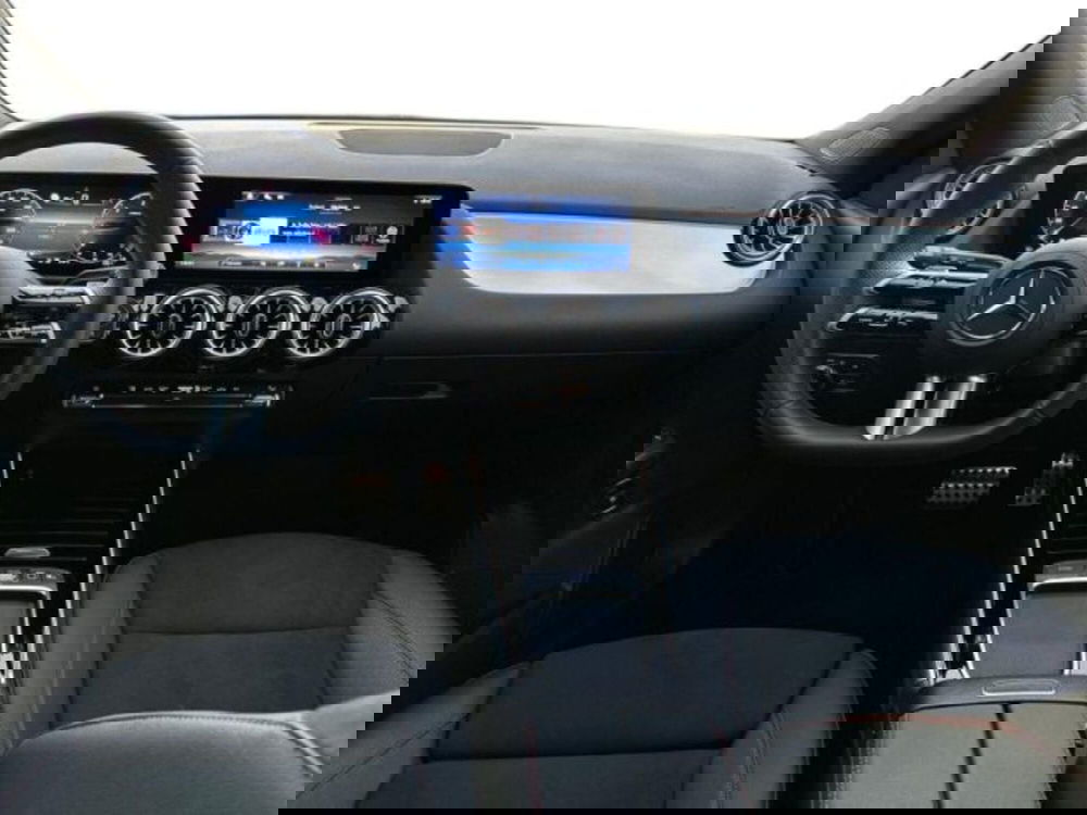 Mercedes-Benz GLA SUV usata a Avellino (9)