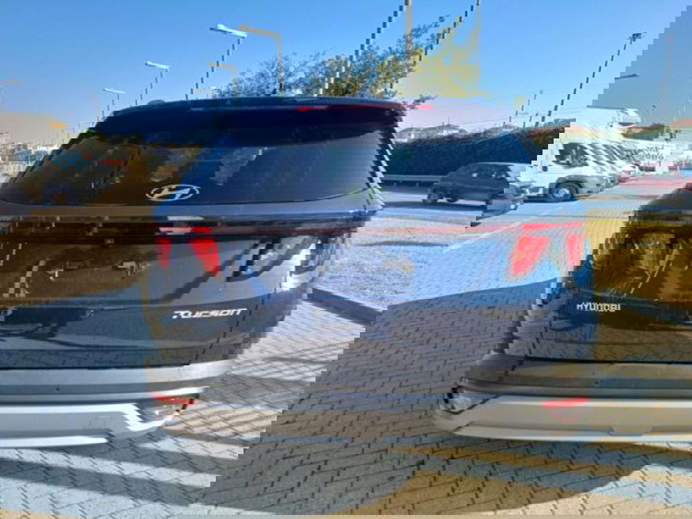 Hyundai Tucson nuova a Savona (8)