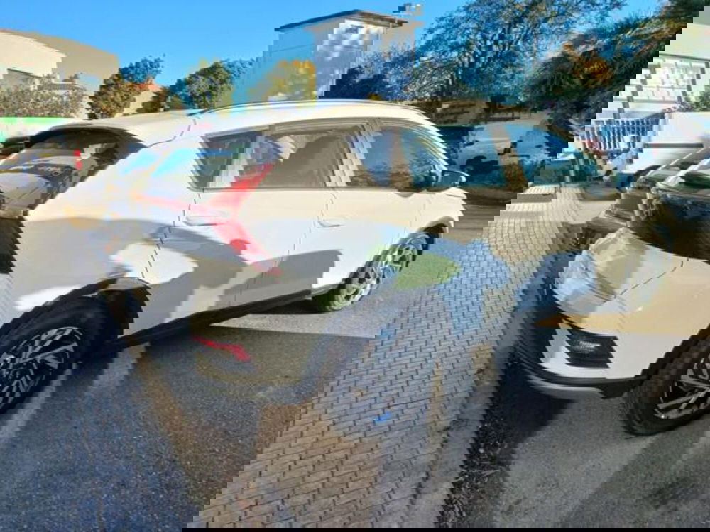 Hyundai Bayon nuova a Savona (4)