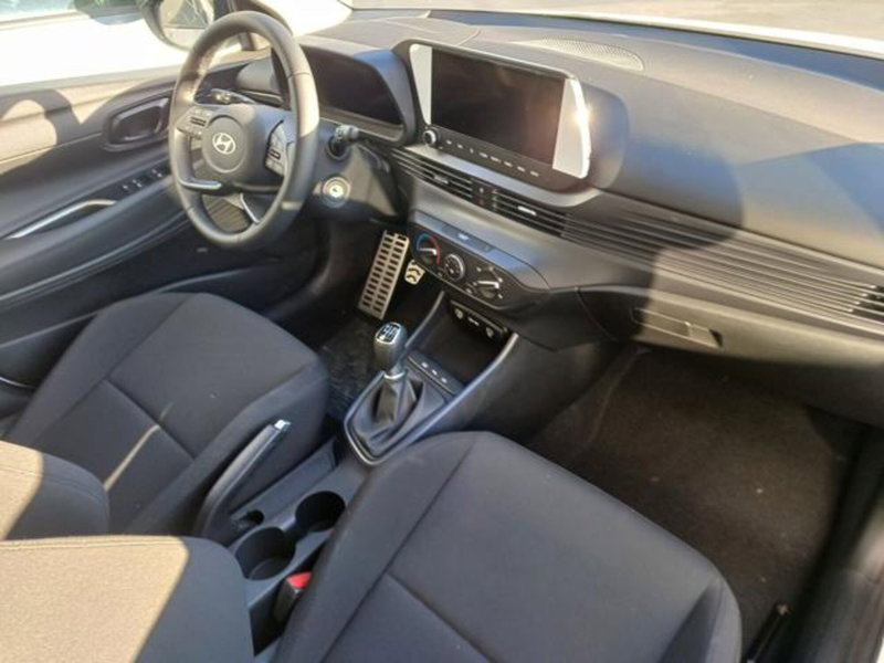 Hyundai Bayon nuova a Savona (8)