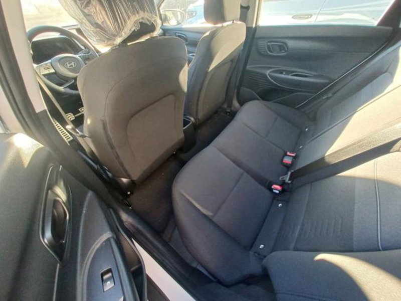 Hyundai Bayon nuova a Savona (9)