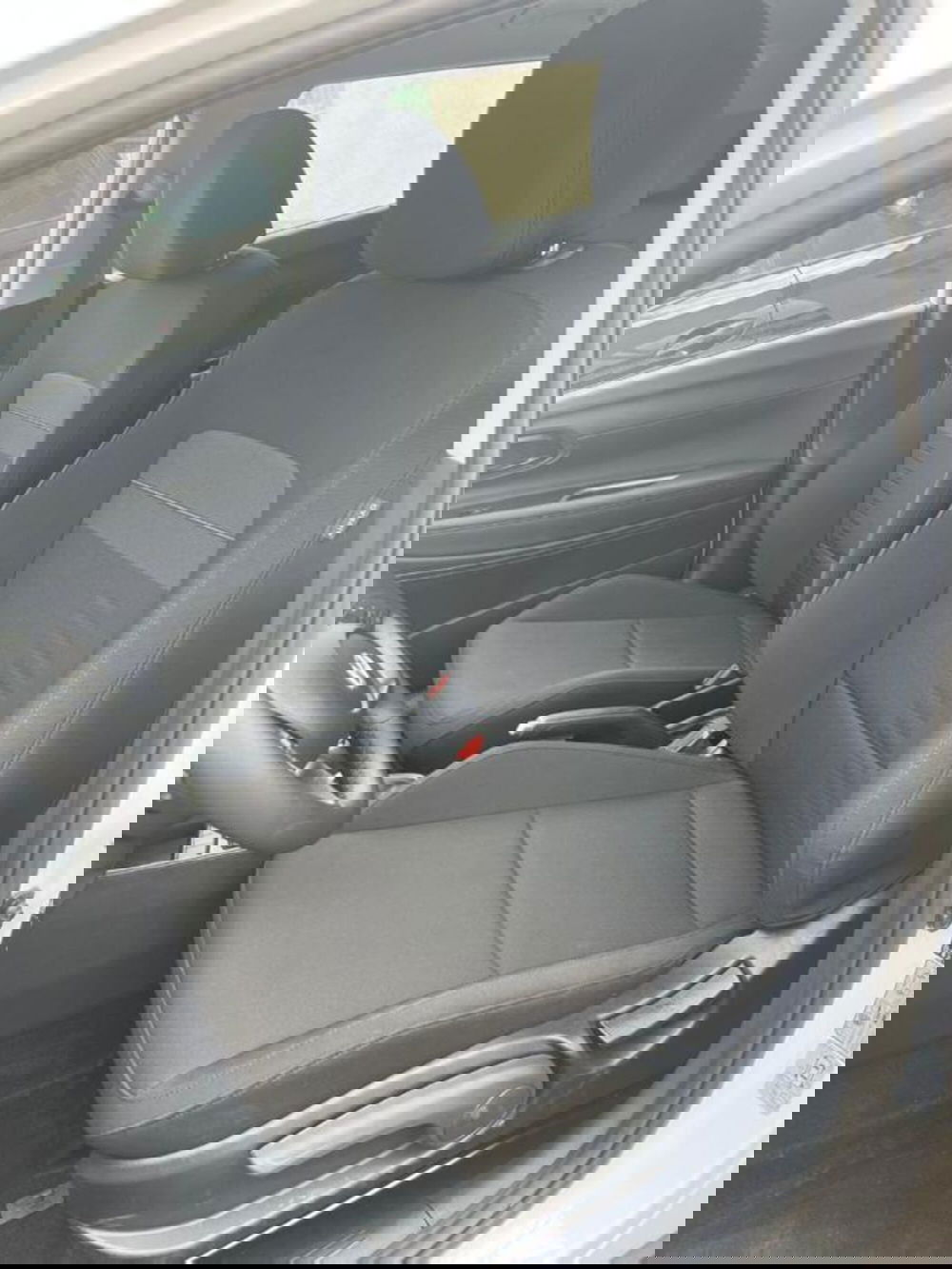 Hyundai Bayon nuova a Savona (9)