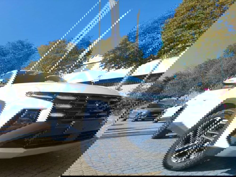 Hyundai Tucson nuova a Savona (2)