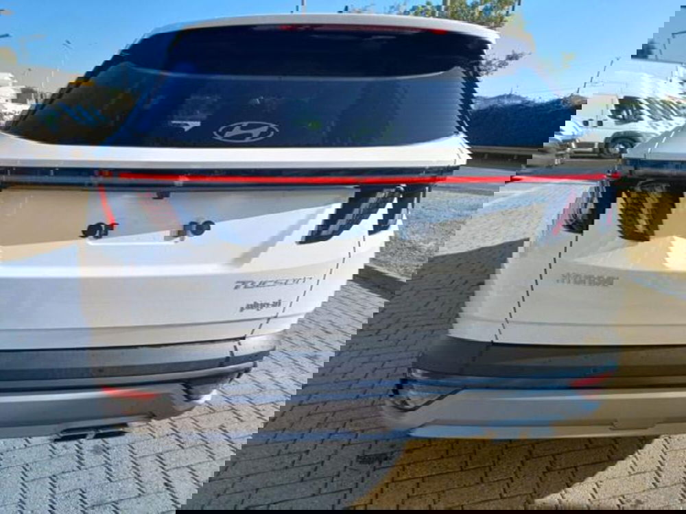 Hyundai Tucson nuova a Savona (5)