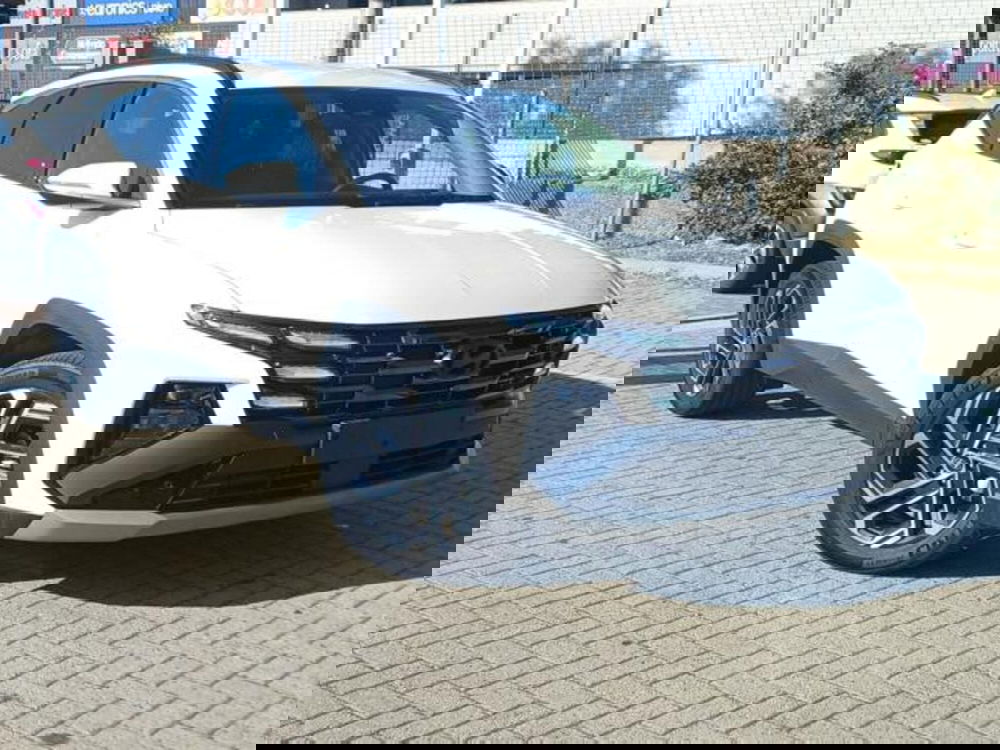 Hyundai Tucson nuova a Savona (6)