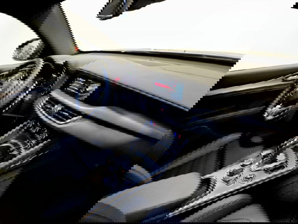 Alfa Romeo Stelvio nuova a Padova (10)