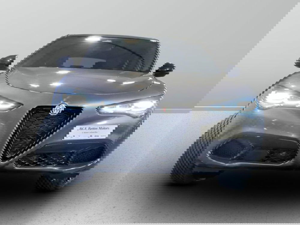 Alfa Romeo Stelvio nuova a Padova (7)