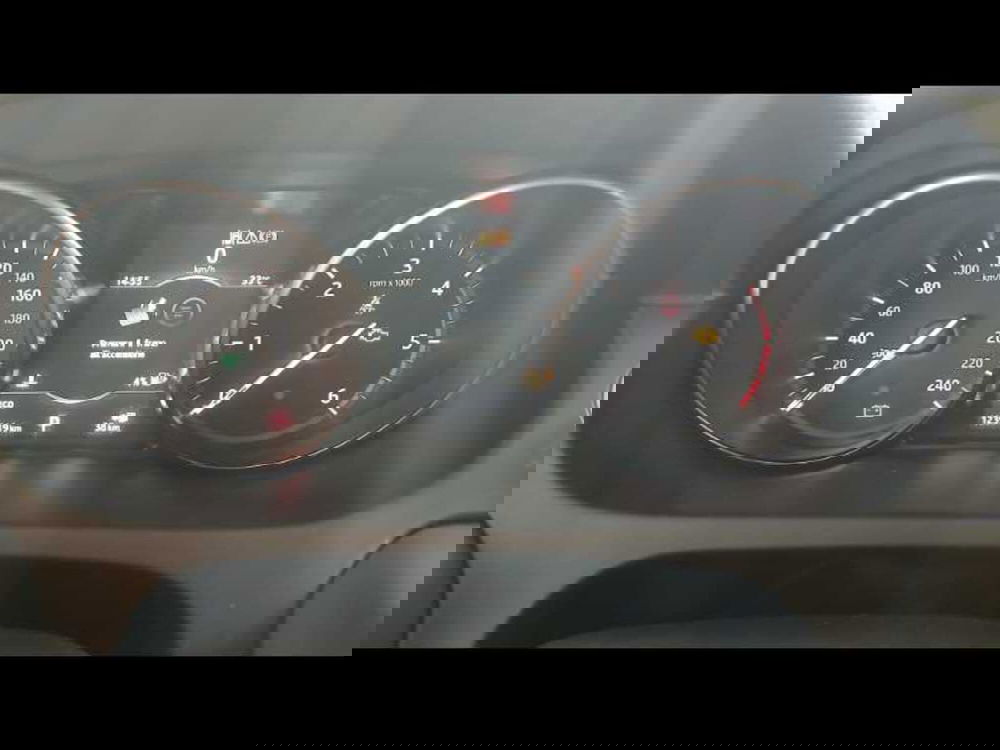 Land Rover Discovery Sport usata a Lecce (17)