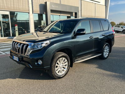 Toyota Land Cruiser 2.8 D4-D A/T 5 porte Style del 2015 usata a Piacenza