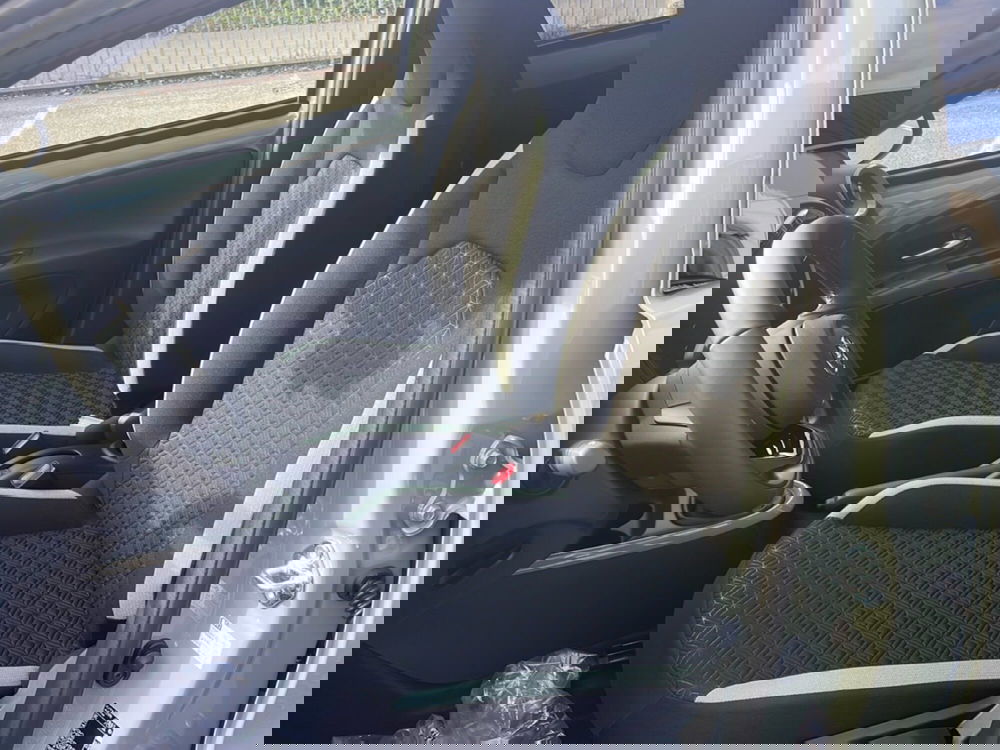 Toyota Aygo X nuova a Piacenza (13)