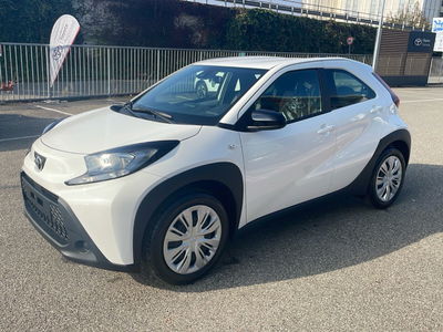 Toyota Aygo X 1.0 VVT-i 72 CV 5p. Undercover S-CVT nuova a Piacenza