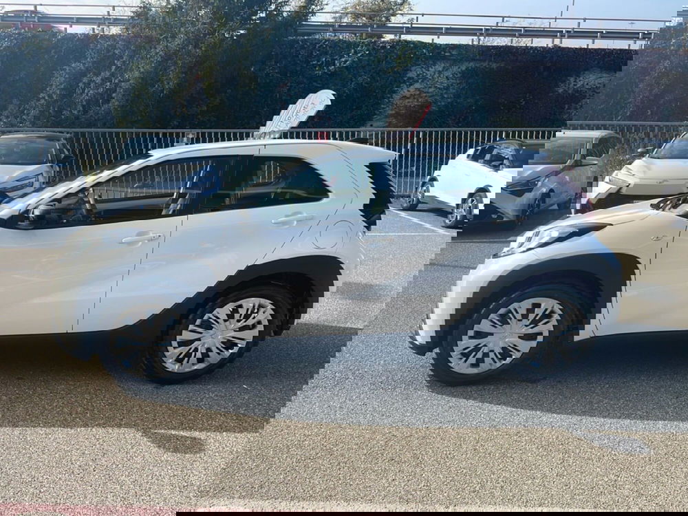 Toyota Aygo X nuova a Piacenza (4)