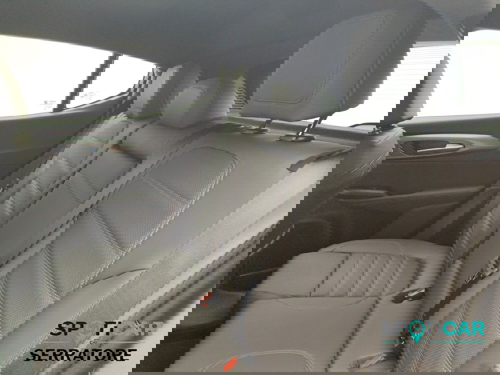 Alfa Romeo Tonale nuova a Como (13)