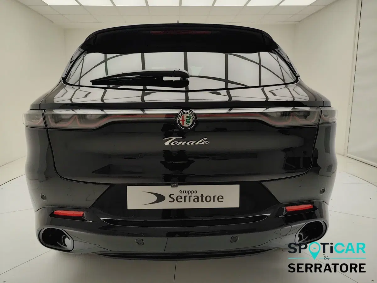 Alfa Romeo Tonale nuova a Como (5)