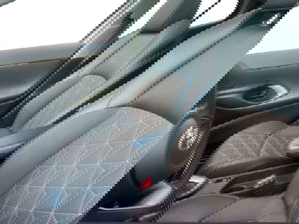 Toyota Yaris Cross usata a Lecco (10)