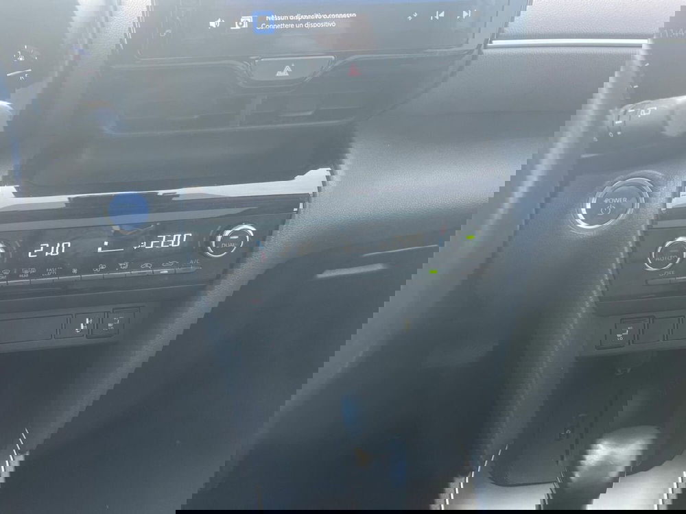 Toyota Yaris Cross usata a Lecco (13)