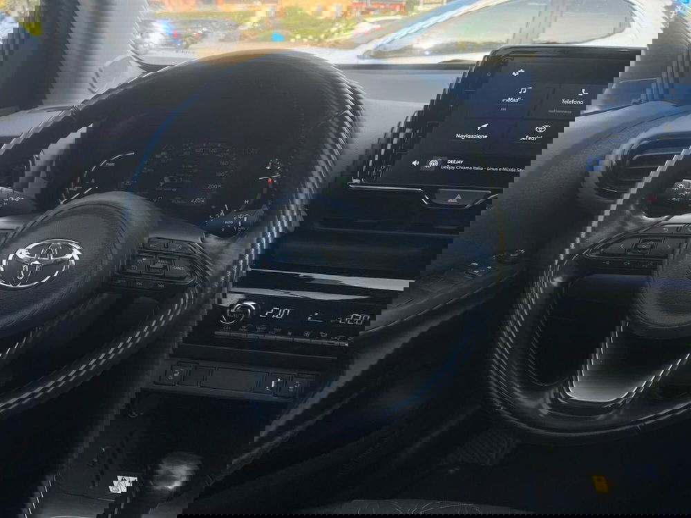 Toyota Yaris Cross usata a Lecco (14)