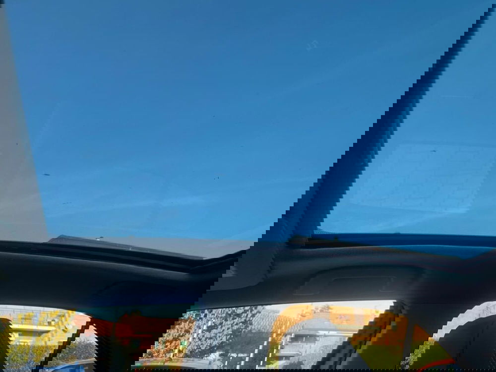 Toyota Yaris Cross usata a Lecco (16)