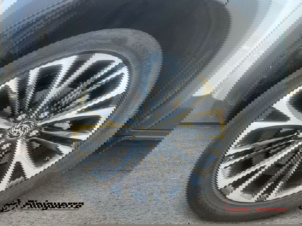 Toyota Yaris Cross usata a Lecco (7)