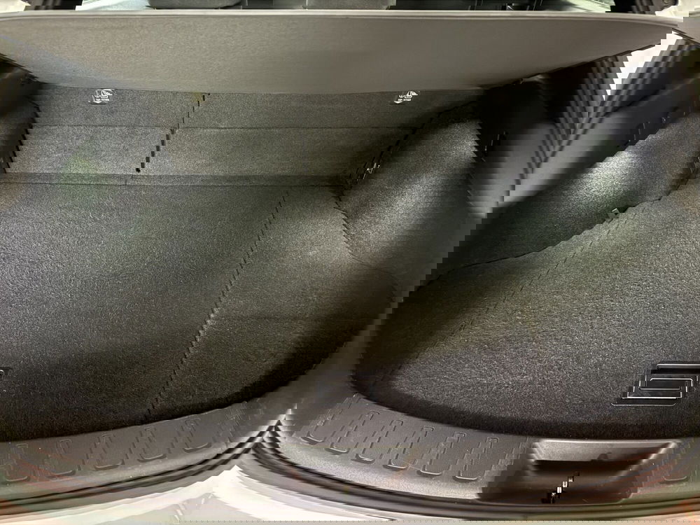 Lexus UX usata a Como (10)