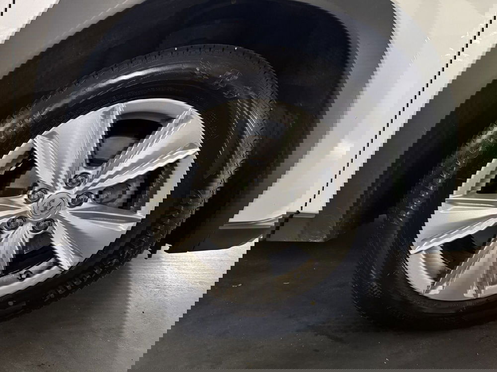 Lexus UX usata a Como (12)