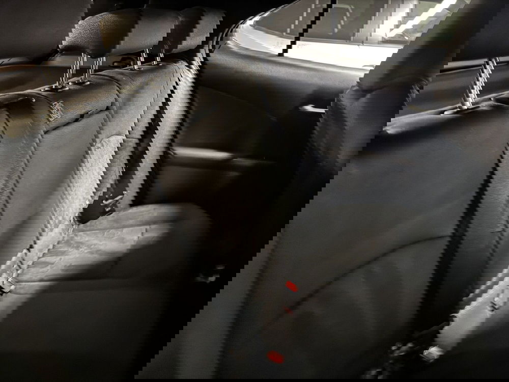 Lexus UX usata a Como (6)