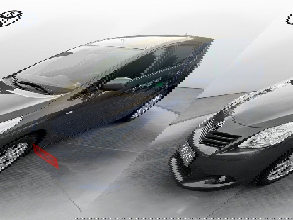 Toyota Verso usata a Como