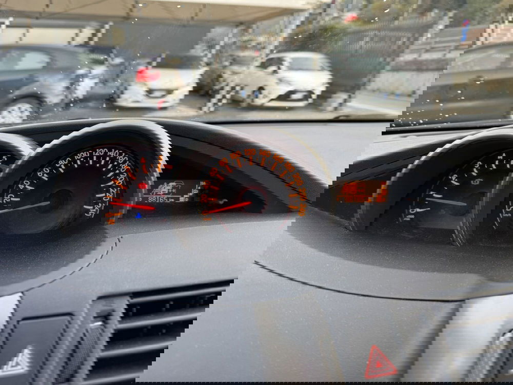 Toyota Verso usata a Como (12)