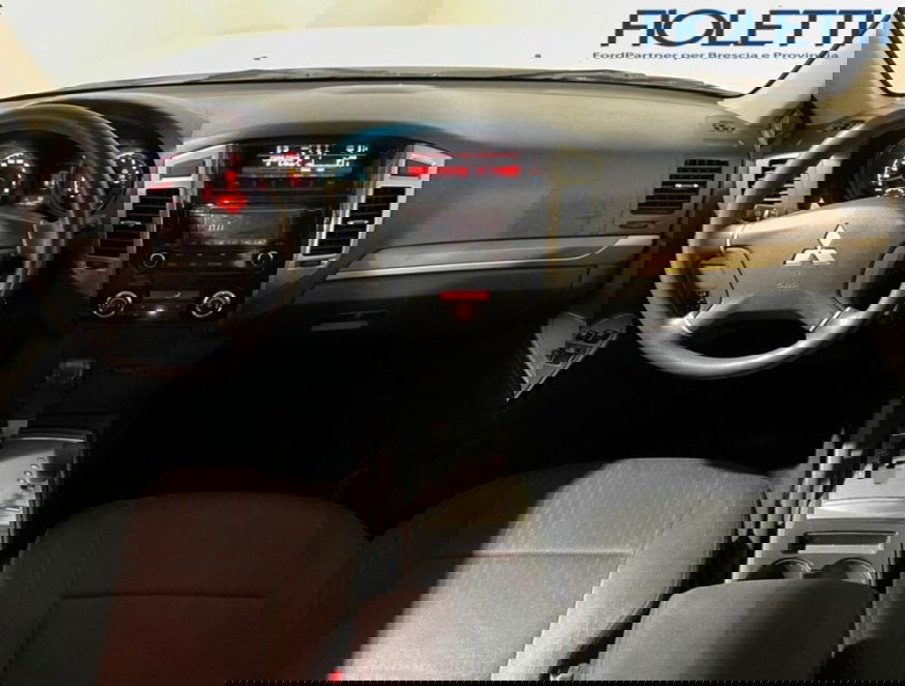 Mitsubishi Pajero usata a Brescia (6)