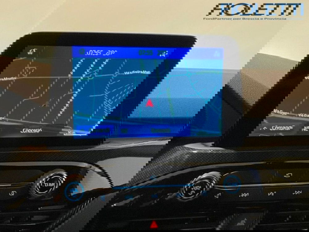 Ford Kuga nuova a Brescia (8)