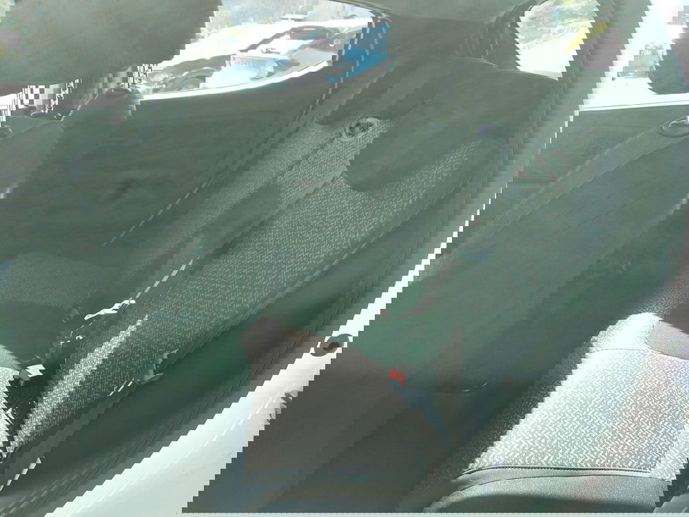 Lancia Ypsilon usata a Matera (15)