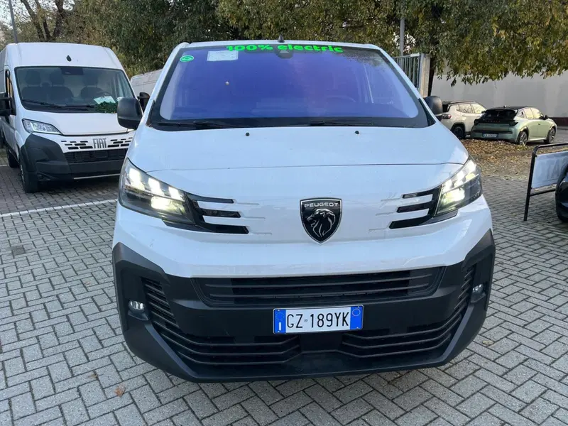 Peugeot e-Expert Furgone nuova a Milano (2)