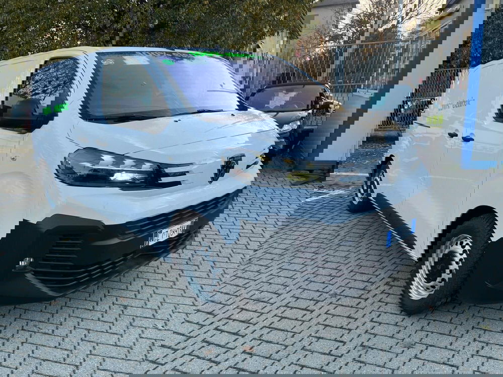 Peugeot e-Expert Furgone nuova a Milano (3)